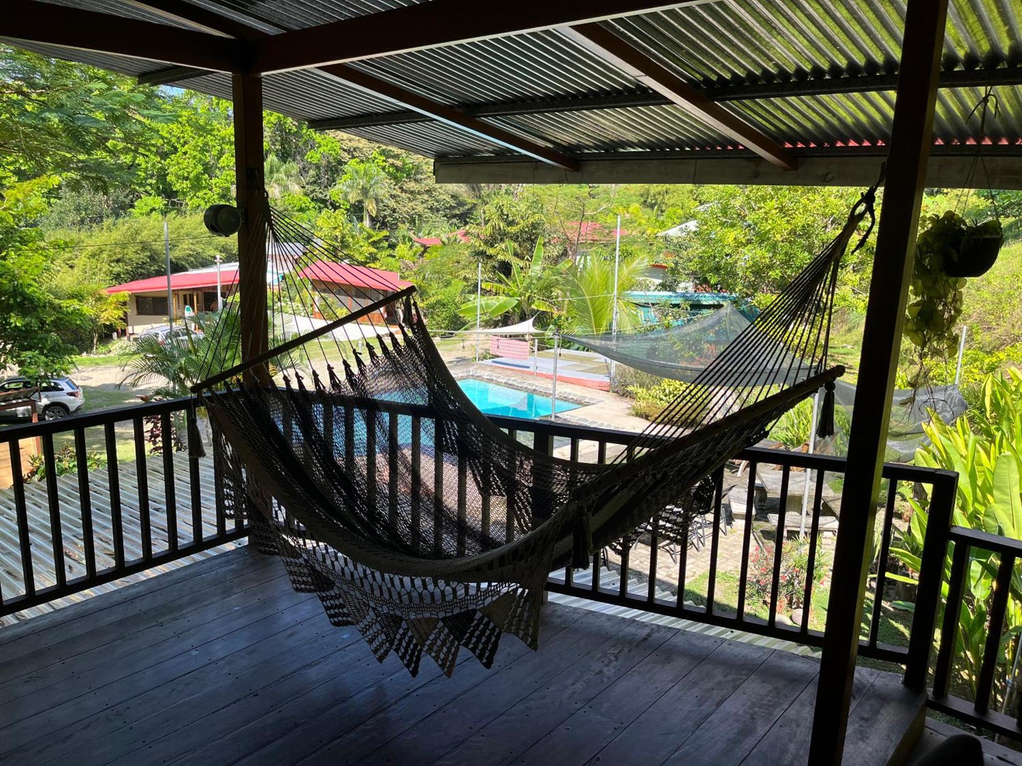 Bamboo River House And Hotel Dominical Rom bilde