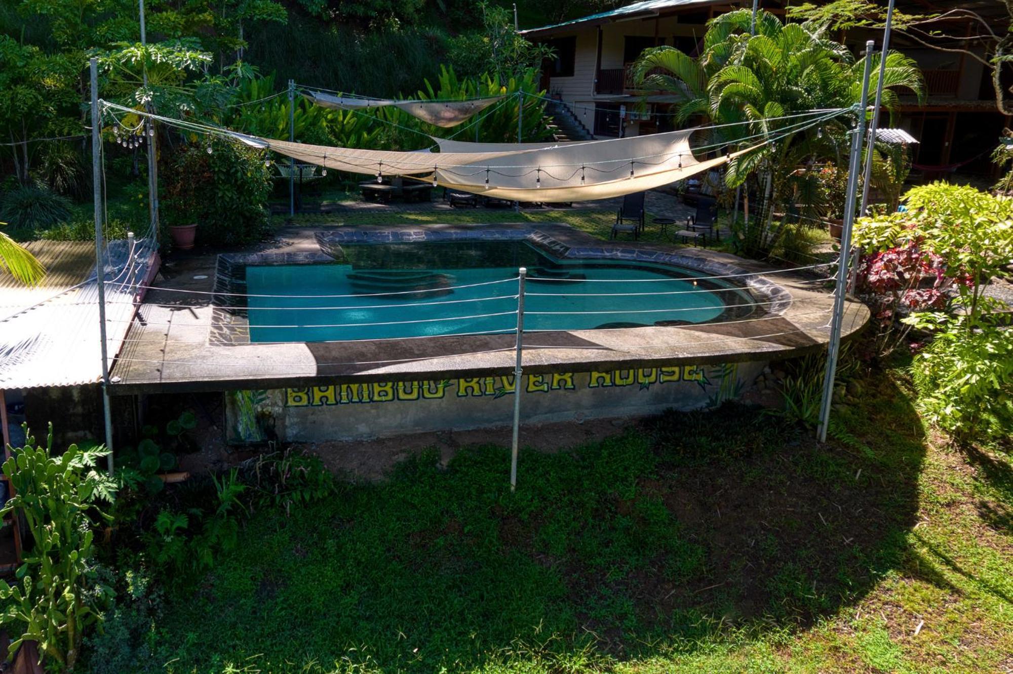 Bamboo River House And Hotel Dominical Eksteriør bilde