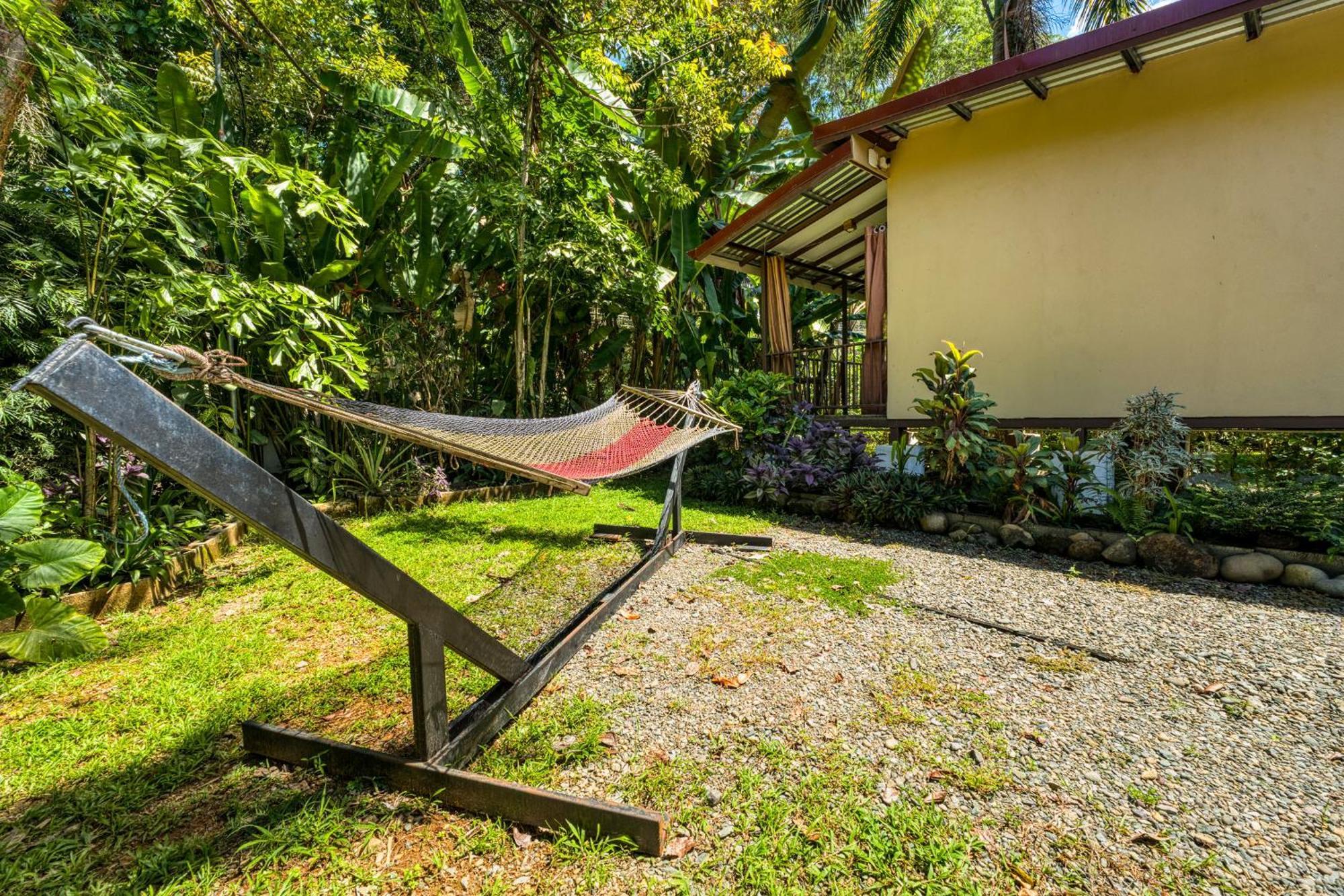 Bamboo River House And Hotel Dominical Eksteriør bilde