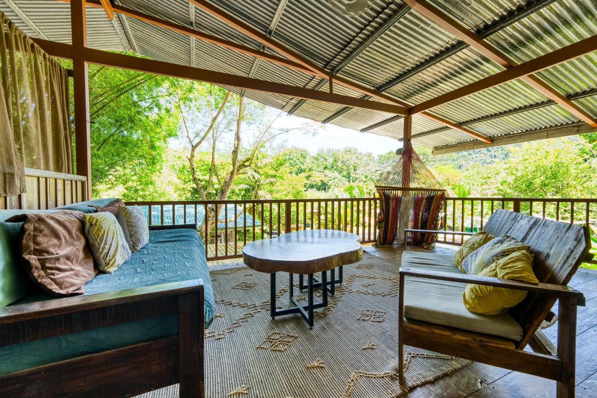 Bamboo River House And Hotel Dominical Eksteriør bilde